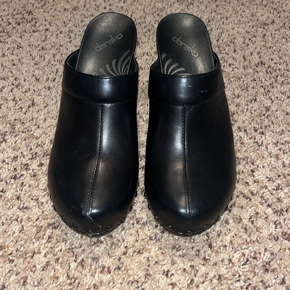 Dansko Rae Heeled Clogs Leather Studs Heels Slip On black US 10.5 or 11 - Picture 2 of 9
